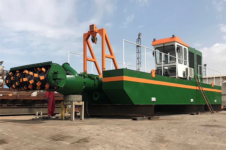 Trailing Suction Hopper Dredger