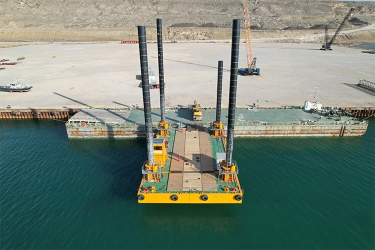 Excavation Self-elevating Platform